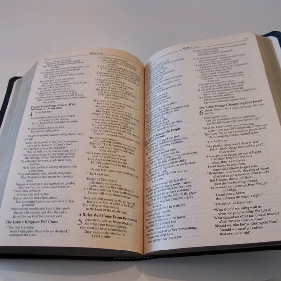 Vintage 1990s NIV Bible Navy Blue Flex Cover Zondervan Readers Edition - Picture 6 of 7